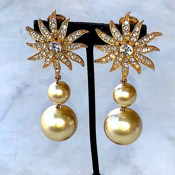 TARA EARRINGS CLIP ON GOLD PEARL DANGLES CRYSTALS FLOWER 3 1/2 IN SAMPLE VINTAGE - Picture 3 of 8